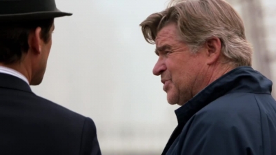 WHITE_COLLAR_-_E4X07_COMPROMISING_POSITIONS_288.jpg