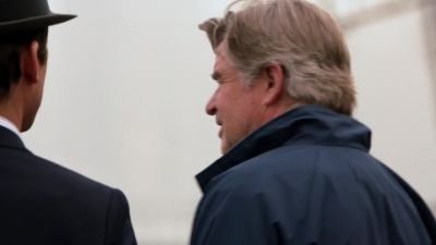 WHITE_COLLAR_-_E4X07_COMPROMISING_POSITIONS_293.jpg