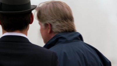 WHITE_COLLAR_-_E4X07_COMPROMISING_POSITIONS_297.jpg