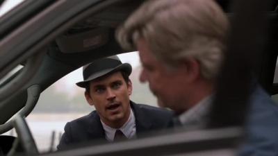 WHITE_COLLAR_-_E4X07_COMPROMISING_POSITIONS_338.jpg