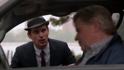 WHITE_COLLAR_-_E4X07_COMPROMISING_POSITIONS_345.jpg