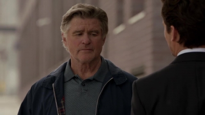 WHITE_COLLAR_-_E4X07_COMPROMISING_POSITIONS_426.jpg