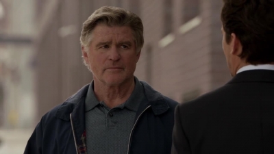 WHITE_COLLAR_-_E4X07_COMPROMISING_POSITIONS_434.jpg