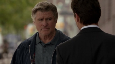 WHITE_COLLAR_-_E4X07_COMPROMISING_POSITIONS_435.jpg
