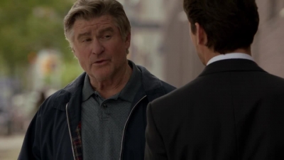 WHITE_COLLAR_-_E4X07_COMPROMISING_POSITIONS_455.jpg