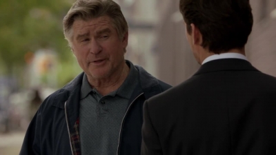 WHITE_COLLAR_-_E4X07_COMPROMISING_POSITIONS_457.jpg