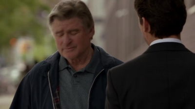 WHITE_COLLAR_-_E4X07_COMPROMISING_POSITIONS_461.jpg