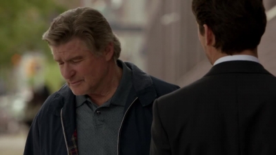 WHITE_COLLAR_-_E4X07_COMPROMISING_POSITIONS_463.jpg