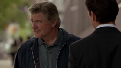 WHITE_COLLAR_-_E4X07_COMPROMISING_POSITIONS_467.jpg