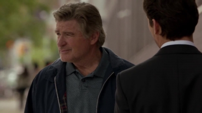 WHITE_COLLAR_-_E4X07_COMPROMISING_POSITIONS_468.jpg