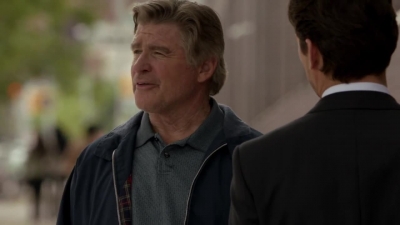 WHITE_COLLAR_-_E4X07_COMPROMISING_POSITIONS_472.jpg