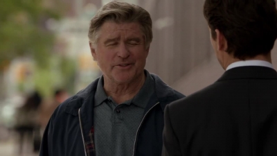 WHITE_COLLAR_-_E4X07_COMPROMISING_POSITIONS_475.jpg