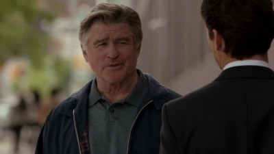 WHITE_COLLAR_-_E4X07_COMPROMISING_POSITIONS_477.jpg