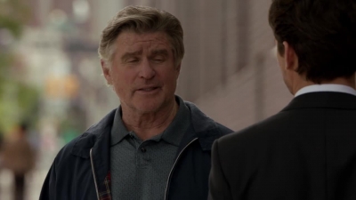 WHITE_COLLAR_-_E4X07_COMPROMISING_POSITIONS_481.jpg