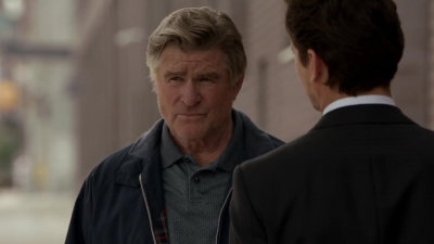WHITE_COLLAR_-_E4X07_COMPROMISING_POSITIONS_486.jpg