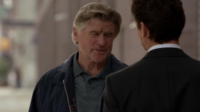 WHITE_COLLAR_-_E4X07_COMPROMISING_POSITIONS_492.jpg