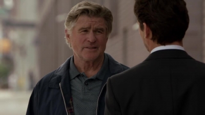 WHITE_COLLAR_-_E4X07_COMPROMISING_POSITIONS_495.jpg