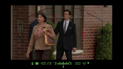 WHITE_COLLAR_-_E4X07_COMPROMISING_POSITIONS_511.jpg