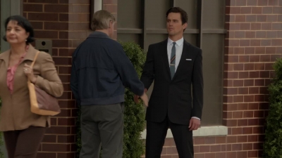 WHITE_COLLAR_-_E4X07_COMPROMISING_POSITIONS_516.jpg