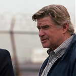 WHITE_COLLAR_-_E4X07_COMPROMISING_POSITIONS_180.jpg
