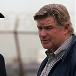 WHITE_COLLAR_-_E4X07_COMPROMISING_POSITIONS_194.jpg