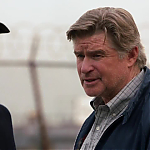 WHITE_COLLAR_-_E4X07_COMPROMISING_POSITIONS_195.jpg
