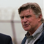 WHITE_COLLAR_-_E4X07_COMPROMISING_POSITIONS_227.jpg
