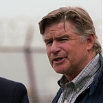 WHITE_COLLAR_-_E4X07_COMPROMISING_POSITIONS_228.jpg
