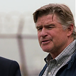 WHITE_COLLAR_-_E4X07_COMPROMISING_POSITIONS_229.jpg