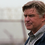 WHITE_COLLAR_-_E4X07_COMPROMISING_POSITIONS_245.jpg