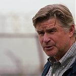 WHITE_COLLAR_-_E4X07_COMPROMISING_POSITIONS_249.jpg