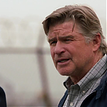 WHITE_COLLAR_-_E4X07_COMPROMISING_POSITIONS_275.jpg