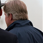 WHITE_COLLAR_-_E4X07_COMPROMISING_POSITIONS_296.jpg