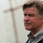 WHITE_COLLAR_-_E4X07_COMPROMISING_POSITIONS_314.jpg
