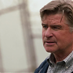 WHITE_COLLAR_-_E4X07_COMPROMISING_POSITIONS_319.jpg