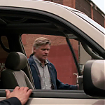 WHITE_COLLAR_-_E4X07_COMPROMISING_POSITIONS_336.jpg