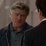 WHITE_COLLAR_-_E4X07_COMPROMISING_POSITIONS_500.jpg