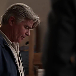 WHITE_COLLAR_-_E4X09_GLOVES_OFF_144.jpg
