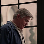 WHITE_COLLAR_-_E4X09_GLOVES_OFF_149.jpg