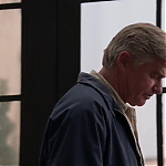 WHITE_COLLAR_-_E4X09_GLOVES_OFF_156.jpg