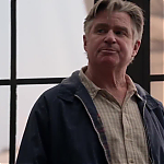 WHITE_COLLAR_-_E4X09_GLOVES_OFF_163.jpg
