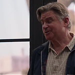 WHITE_COLLAR_-_E4X09_GLOVES_OFF_196.jpg