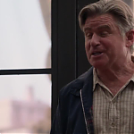 WHITE_COLLAR_-_E4X09_GLOVES_OFF_202.jpg