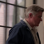 WHITE_COLLAR_-_E4X09_GLOVES_OFF_216.jpg