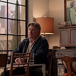 WHITE_COLLAR_-_E4X09_GLOVES_OFF_230.jpg
