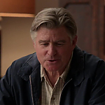 WHITE_COLLAR_-_E4X09_GLOVES_OFF_252.jpg