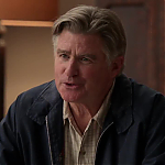 WHITE_COLLAR_-_E4X09_GLOVES_OFF_256.jpg