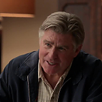 WHITE_COLLAR_-_E4X09_GLOVES_OFF_264.jpg