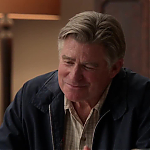 WHITE_COLLAR_-_E4X09_GLOVES_OFF_273.jpg