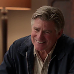 WHITE_COLLAR_-_E4X09_GLOVES_OFF_277.jpg